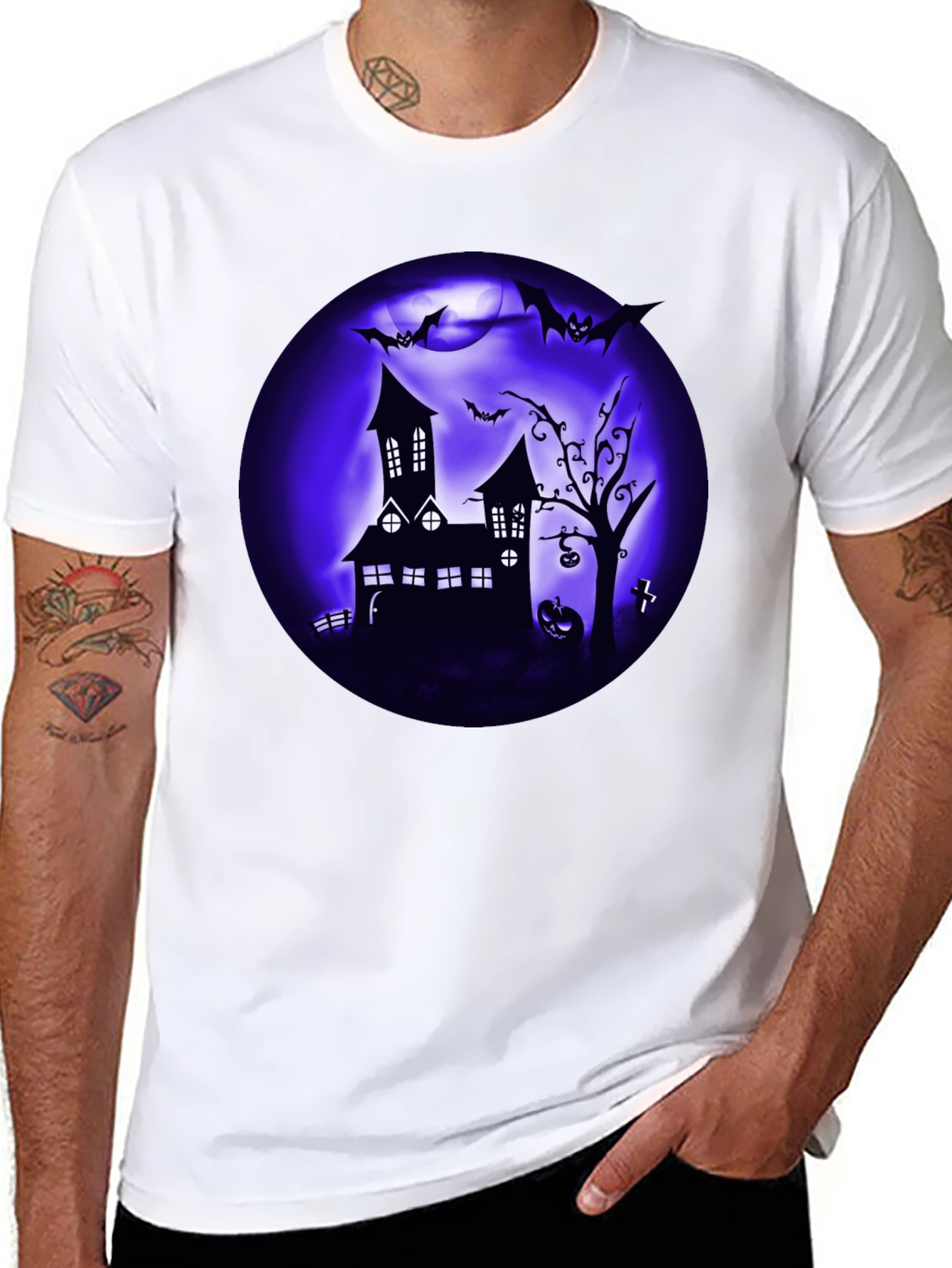 Spooky Halloween T-Shirt Haunted House Design