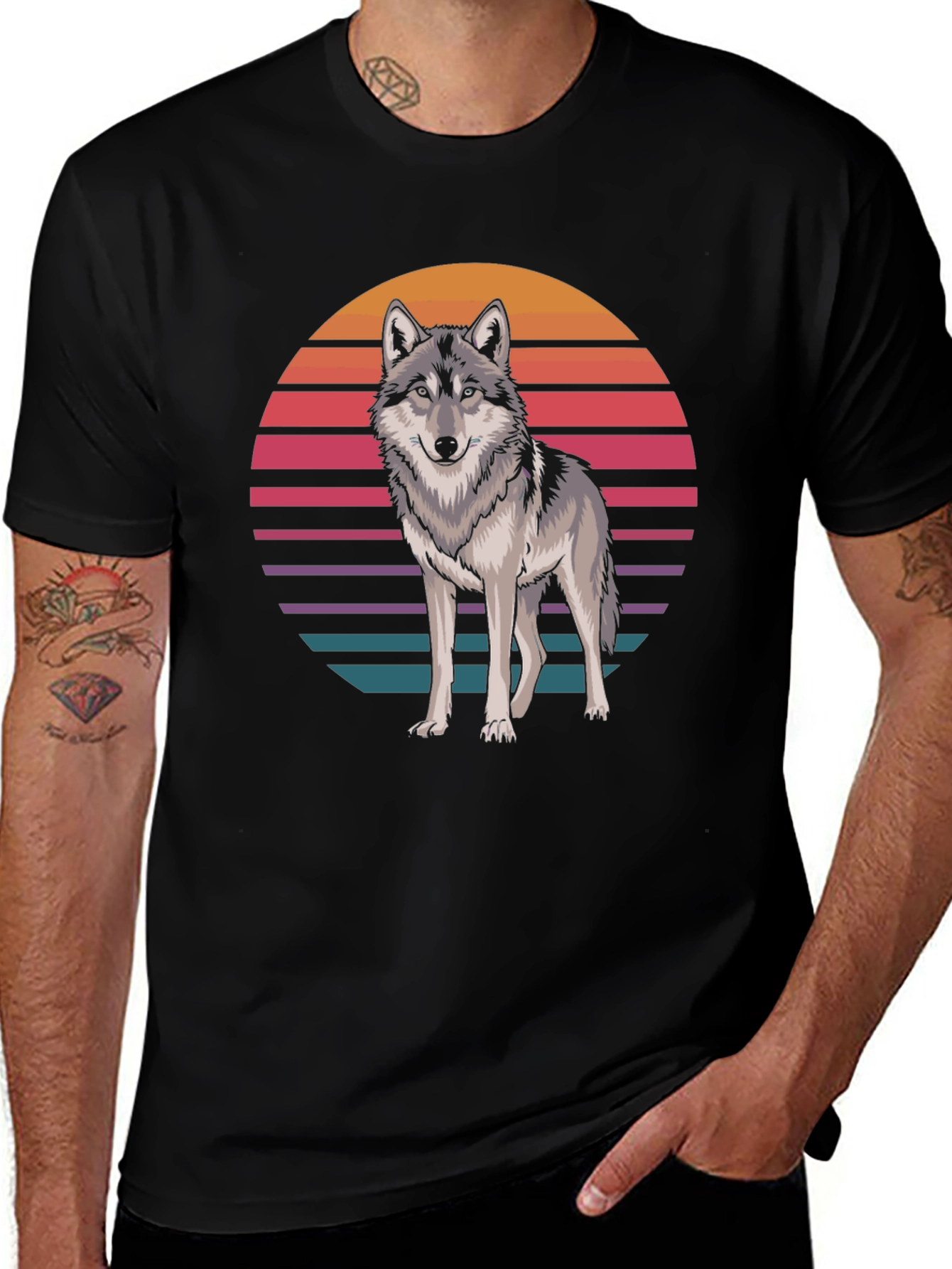 Retro Wolf T-Shirt - Graphic Animal Tee