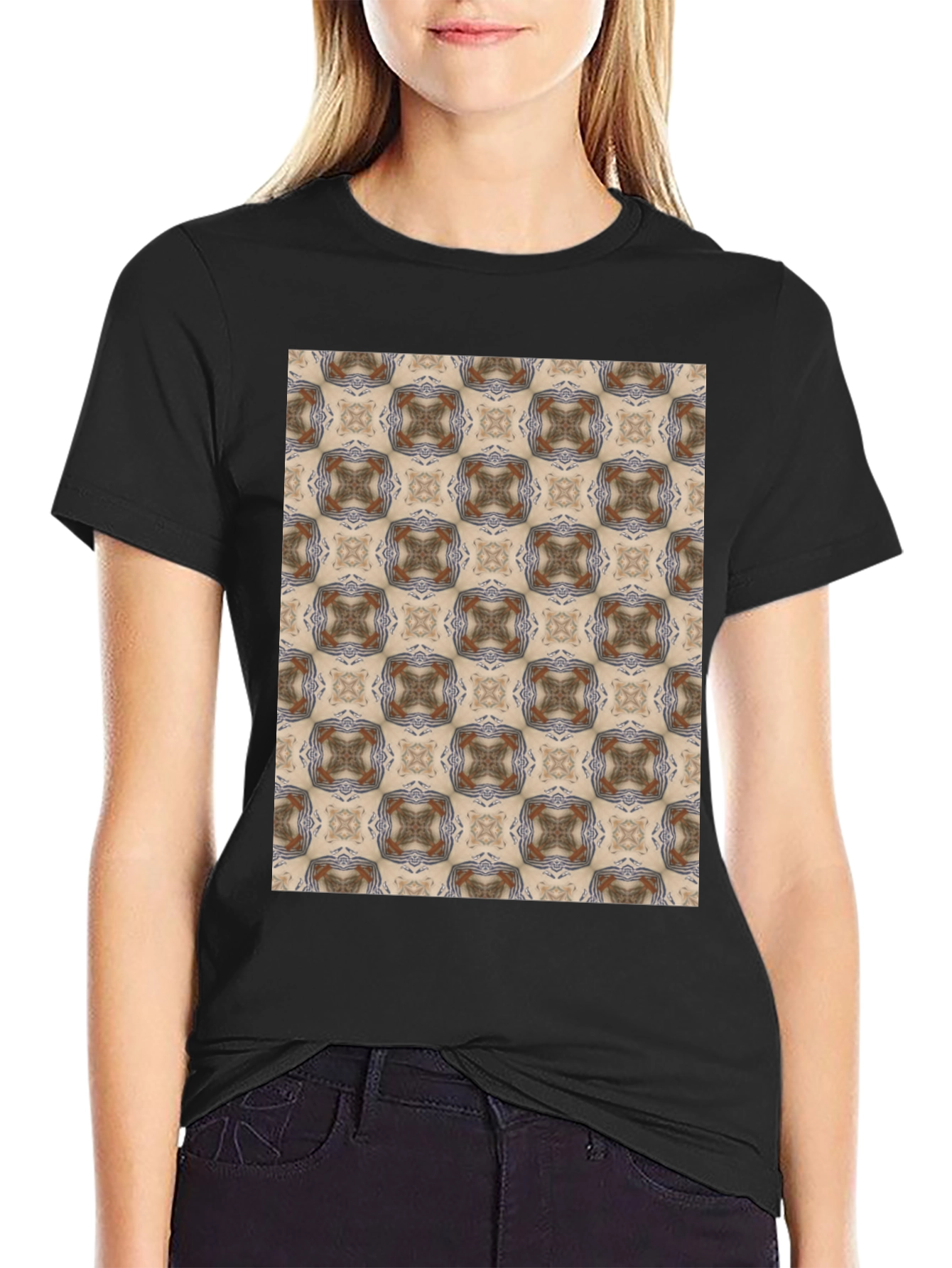Geometric Pattern T-Shirt - Modern Style