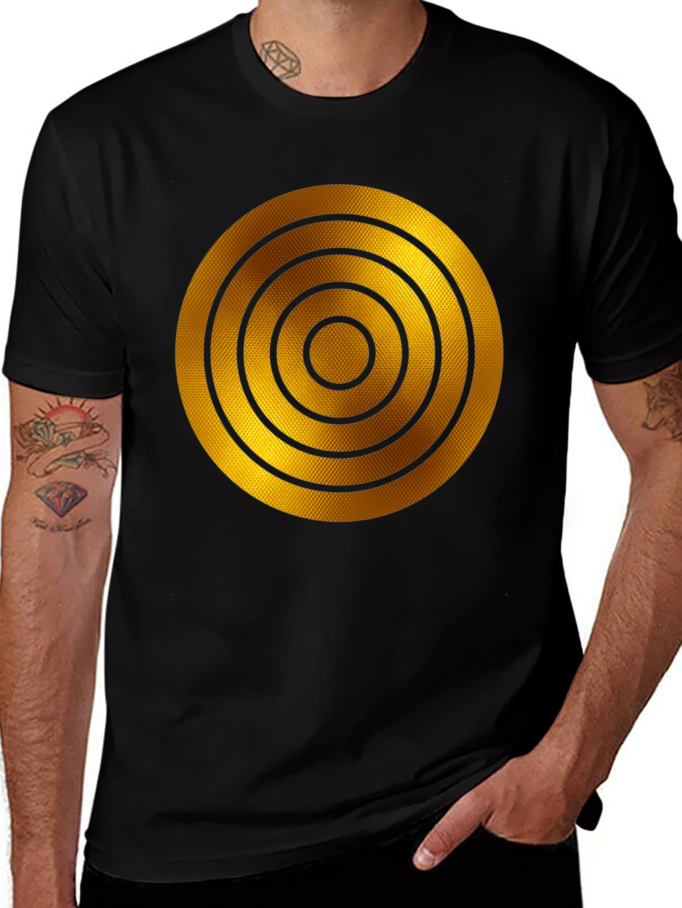 Golden Target Graphic T-Shirt - Modern Style