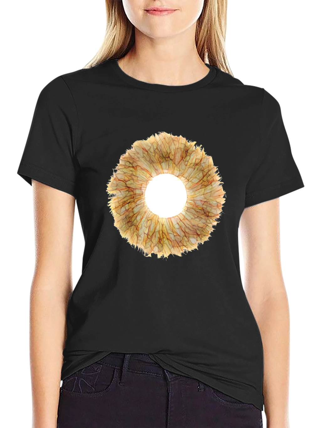 Eye-Catching Floral Ring Graphic Tee - Black