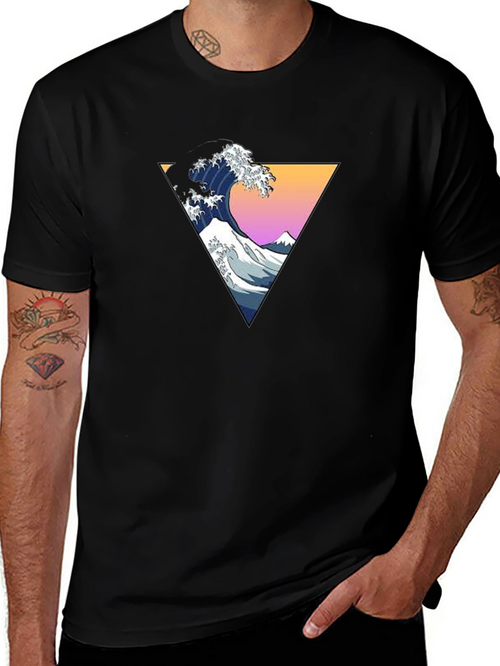 Great Wave Triangle Graphic Tee - Black