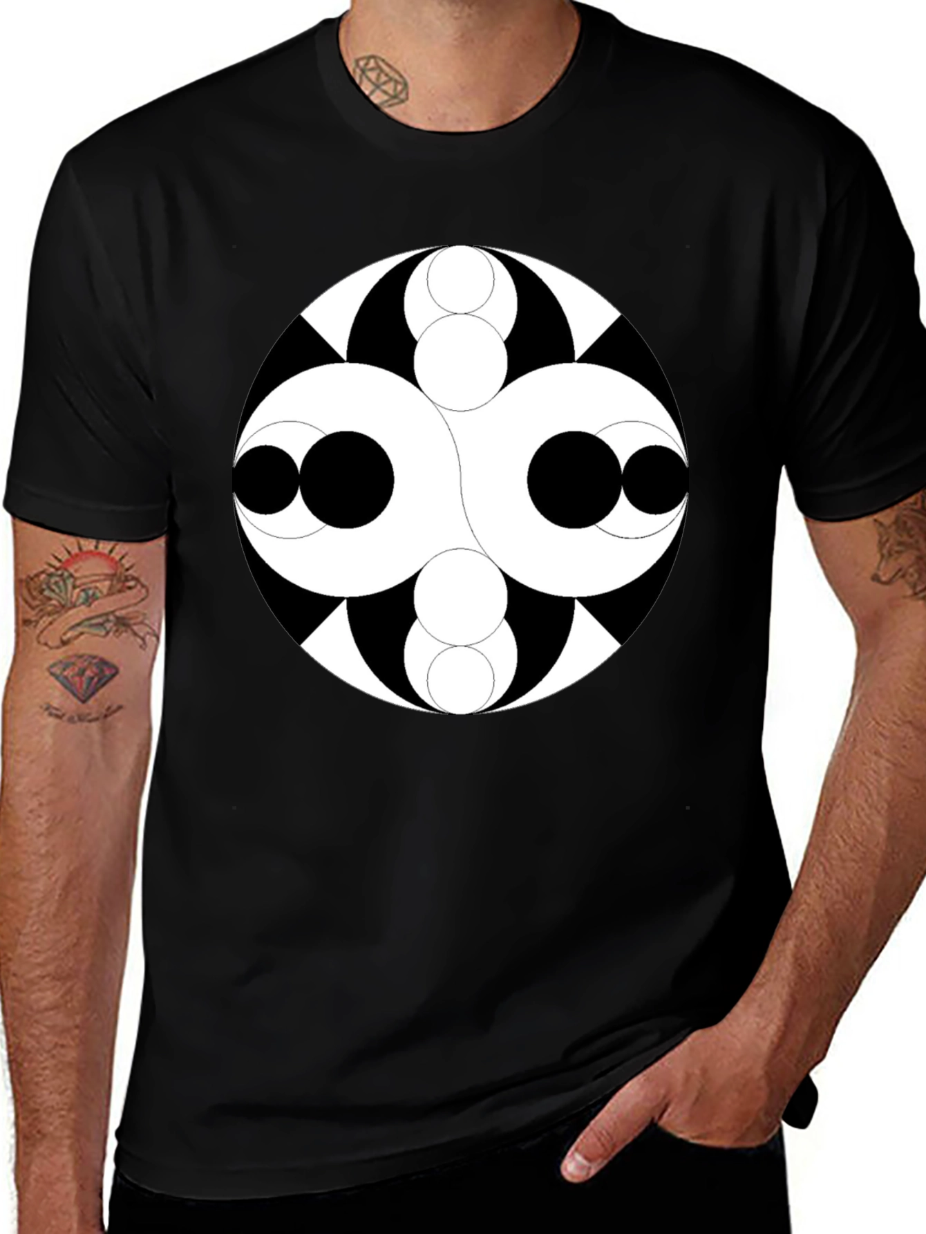 Abstract Circle Design Black T-Shirt