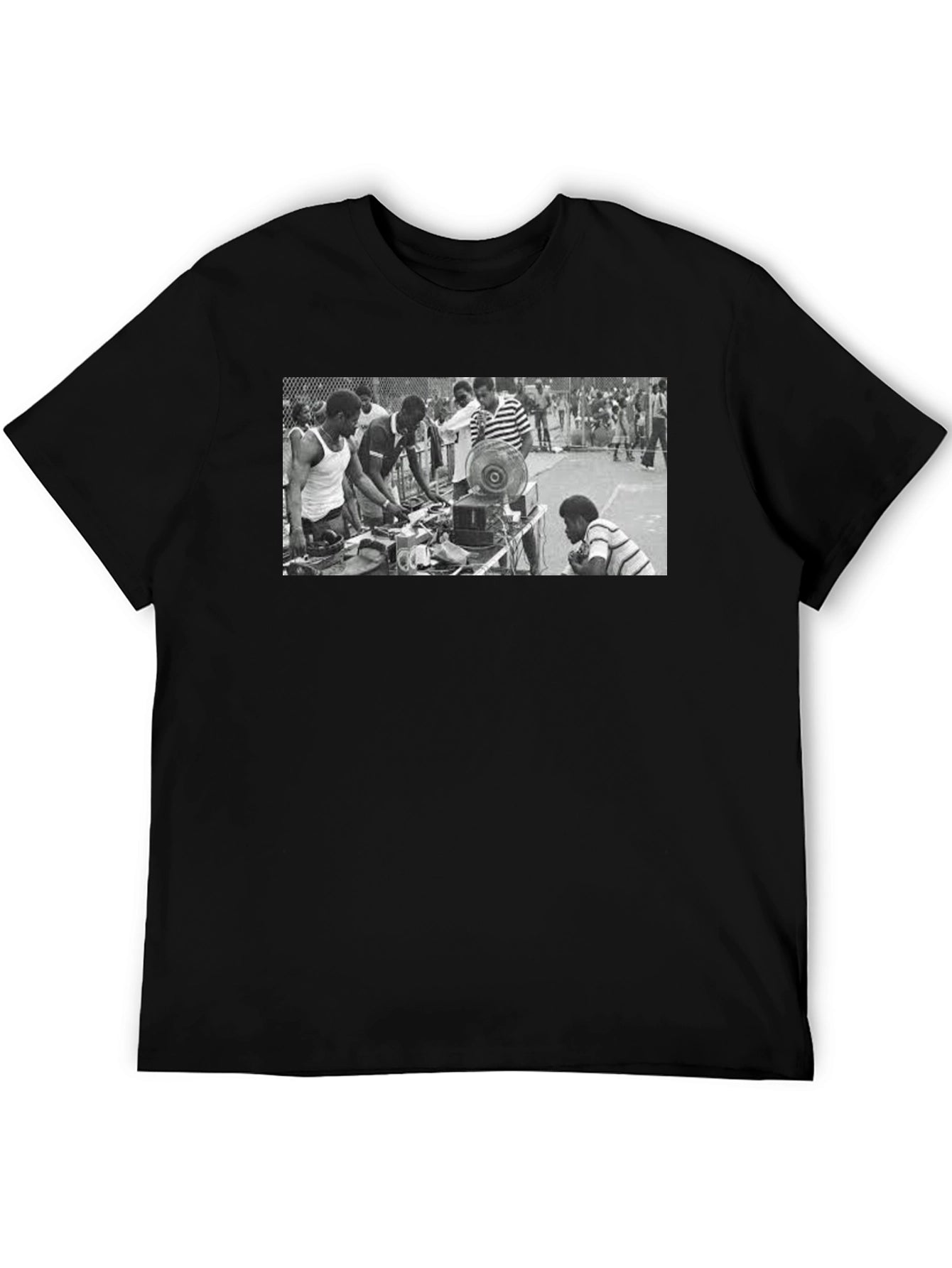 Vintage Hip Hop DJ T-Shirt - Classic Black Tee