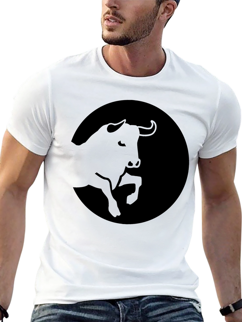 Black Bull Graphic Tee - Stylish Mens T-Shirt