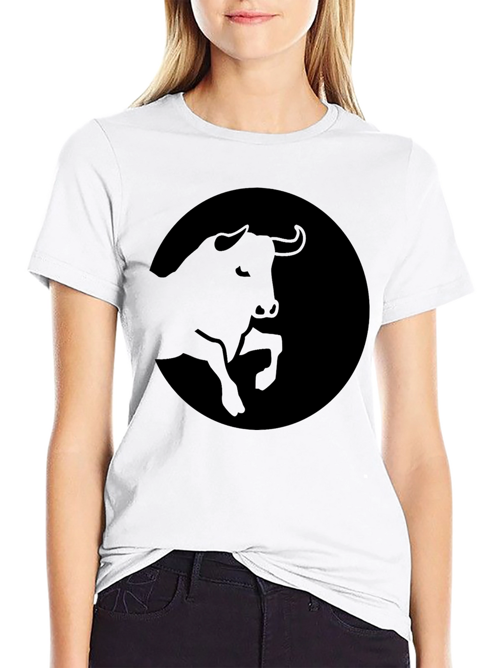 Black Bull Graphic Tee - Stylish Mens T-Shirt