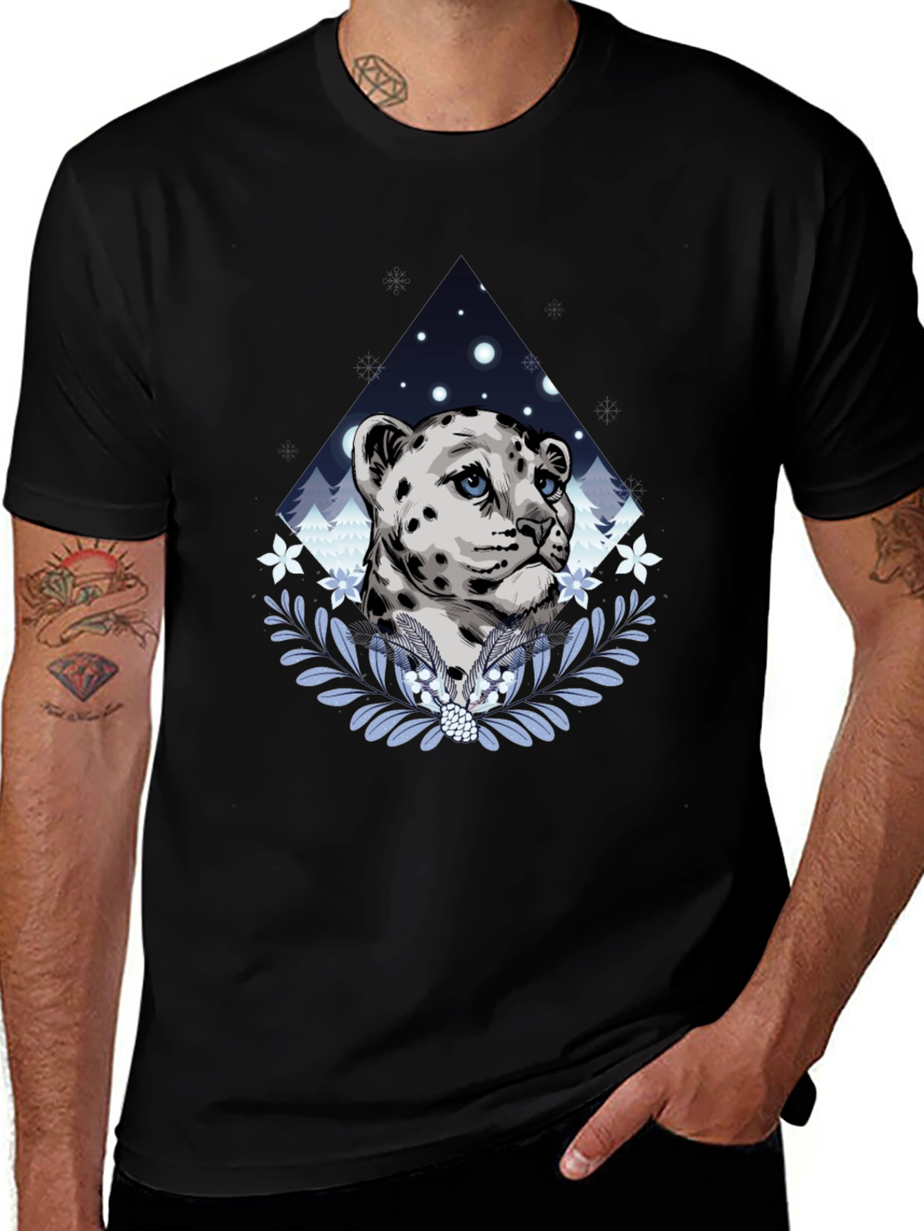 Snow Leopard Graphic Tee - Stylish Mens Black T-Shirt