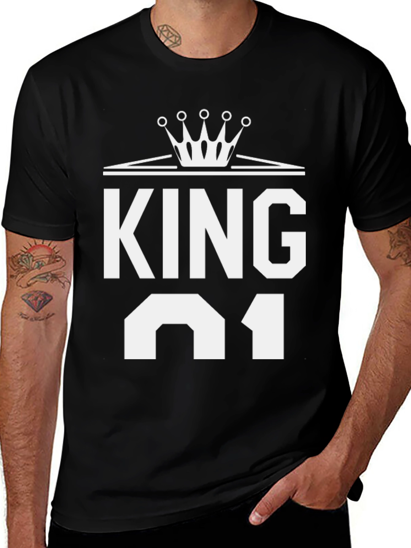 King 01 Graphic T-Shirt - Black