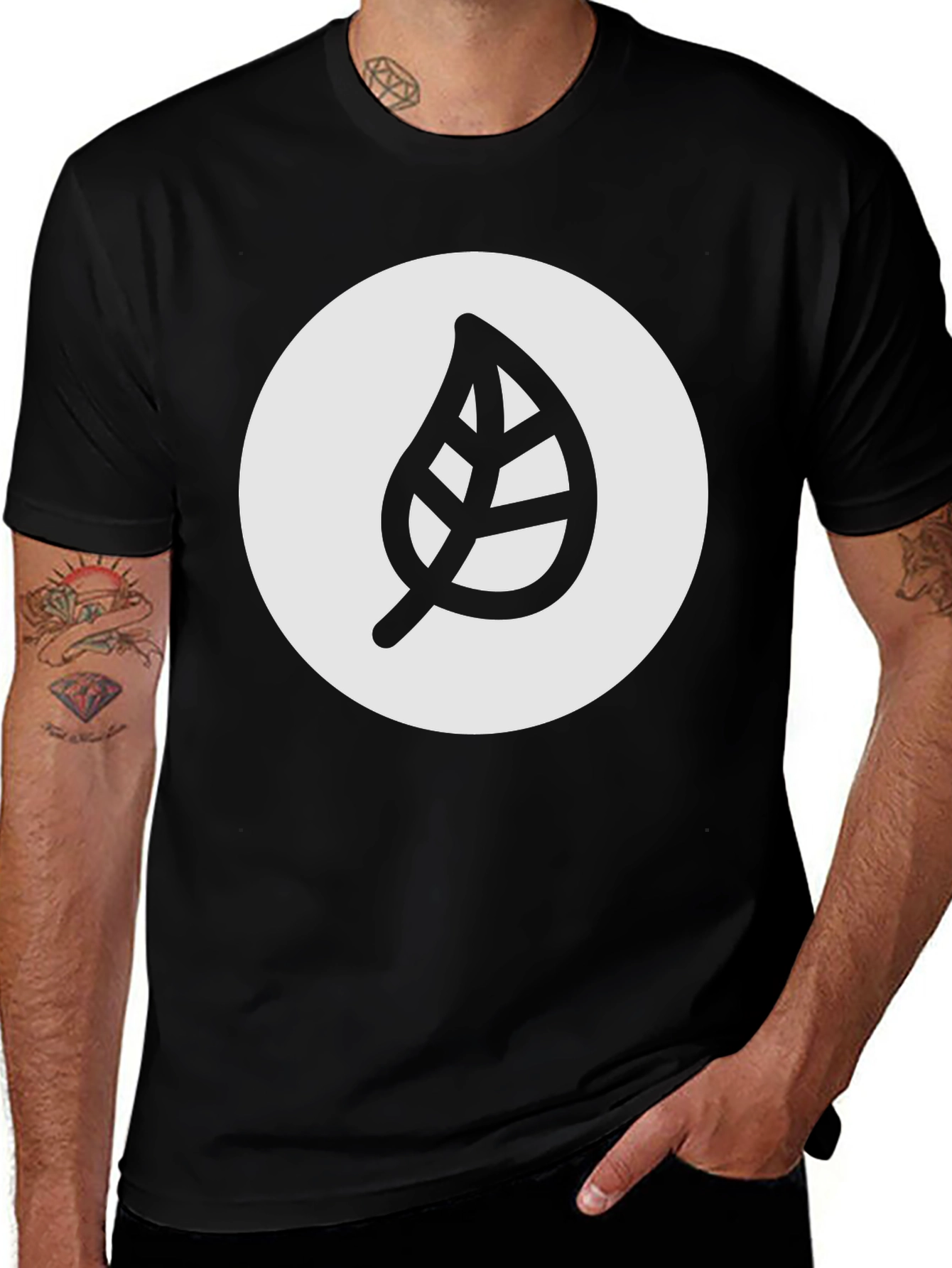 Leaf Logo Graphic Black T-Shirt - Casual Style