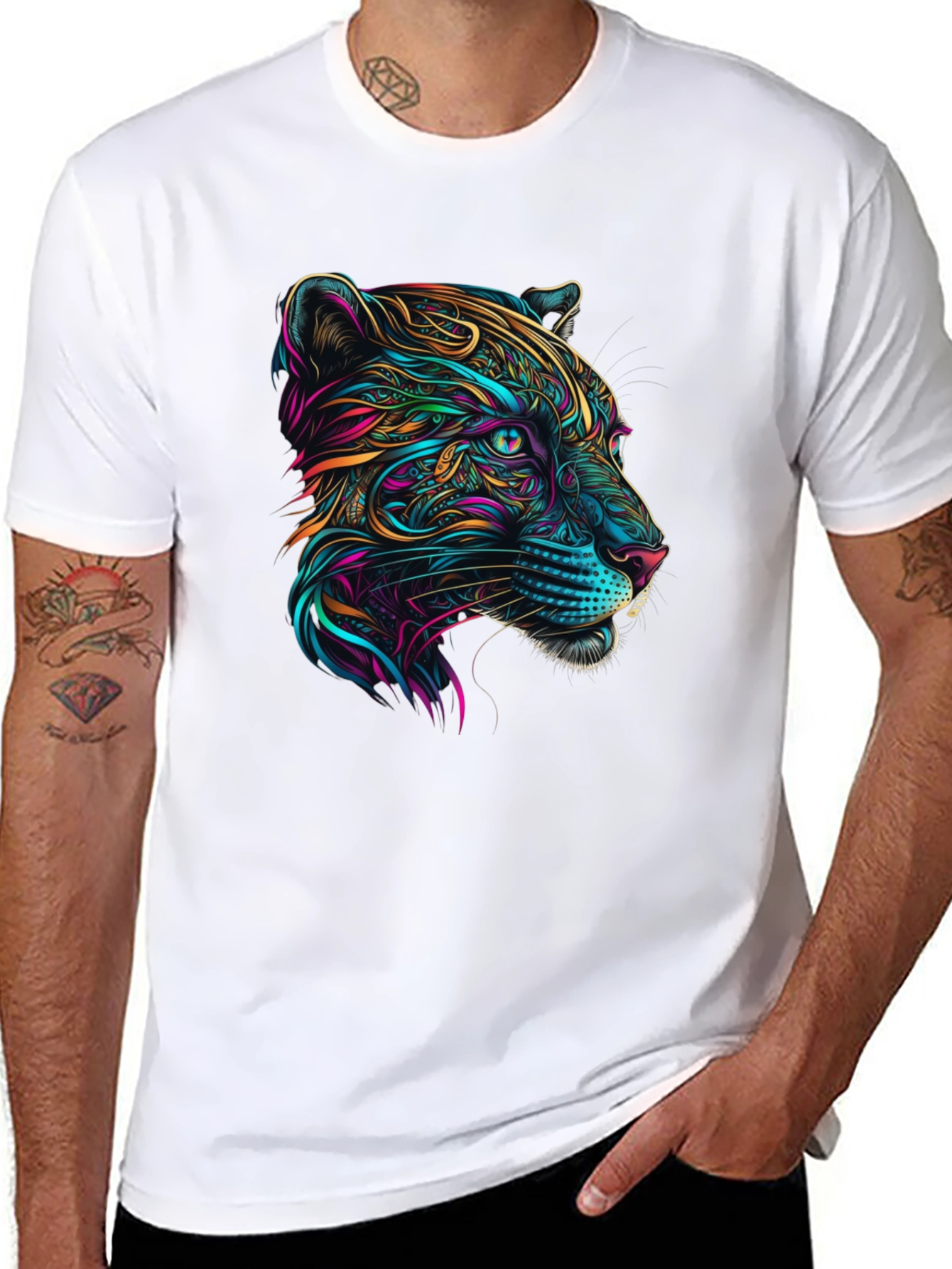Vibrant Panther Graphic Tee - Stylish Mens Black T-Shirt