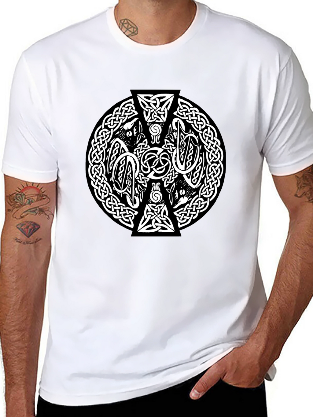 Celtic Knot Wolf T-Shirt - Black