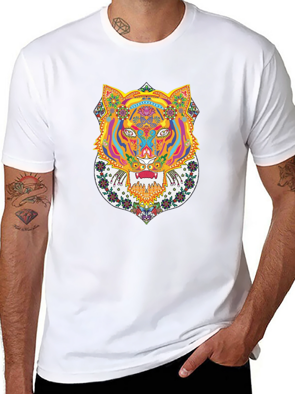 Psychedelic Tiger Graphic Tee - Bold Black T-Shirt