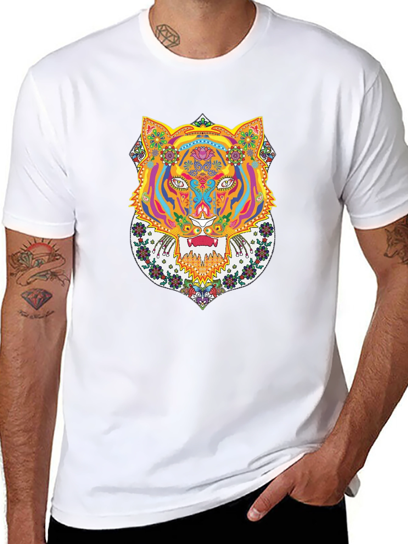 Psychedelic Tiger Graphic Tee - Bold Black T-Shirt