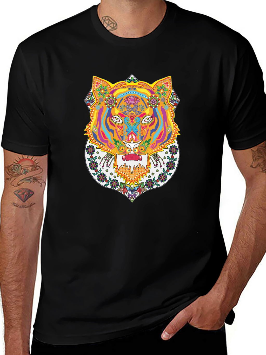 Psychedelic Tiger Graphic Tee - Bold Black T-Shirt