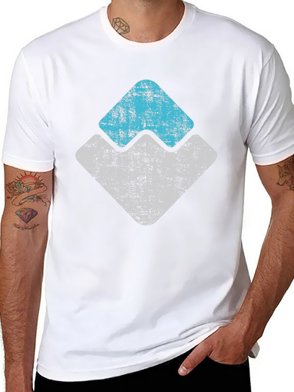 Distressed Diamond Graphic Tee