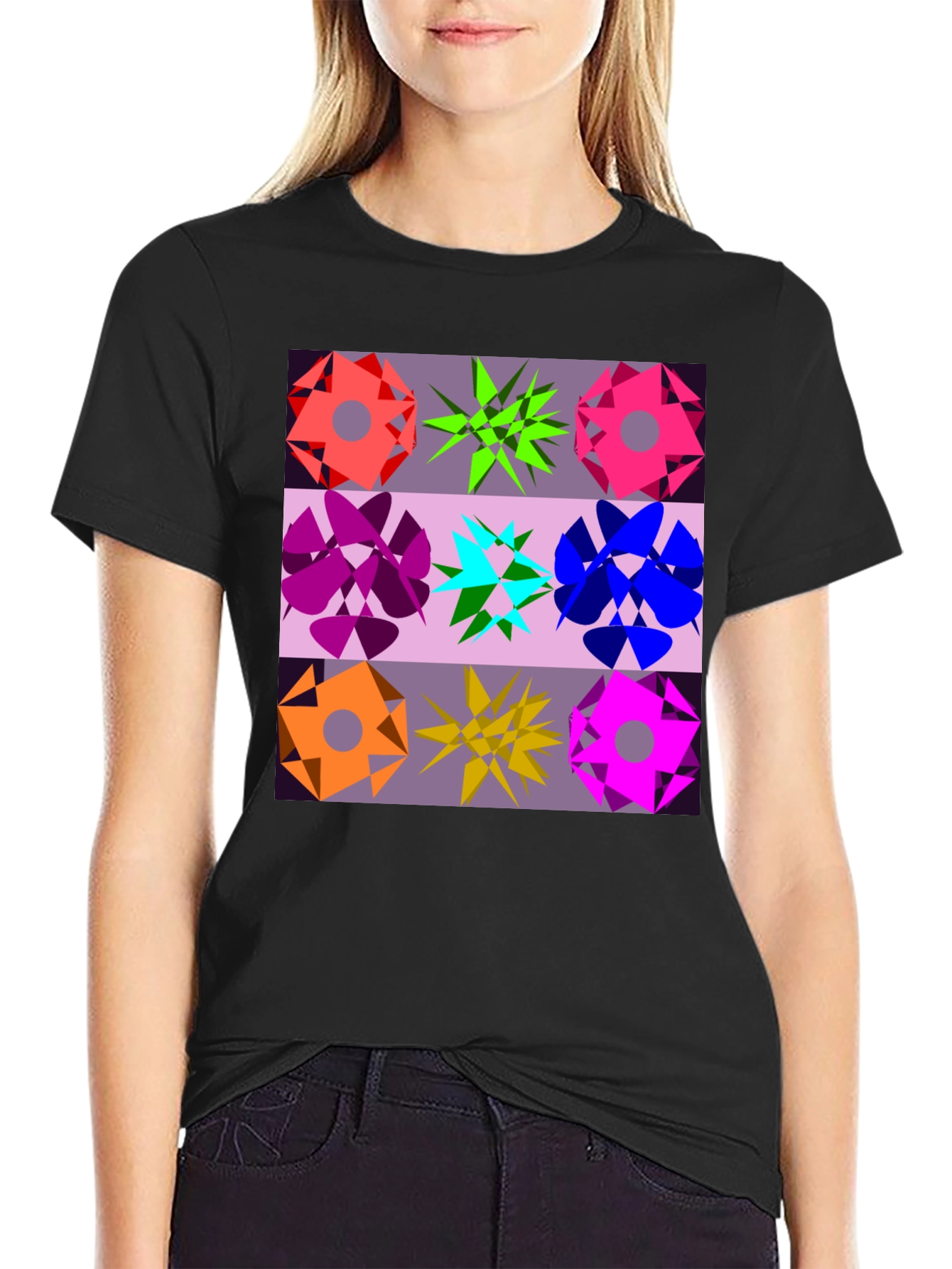 Geometric Flower Graphic Tee - Black