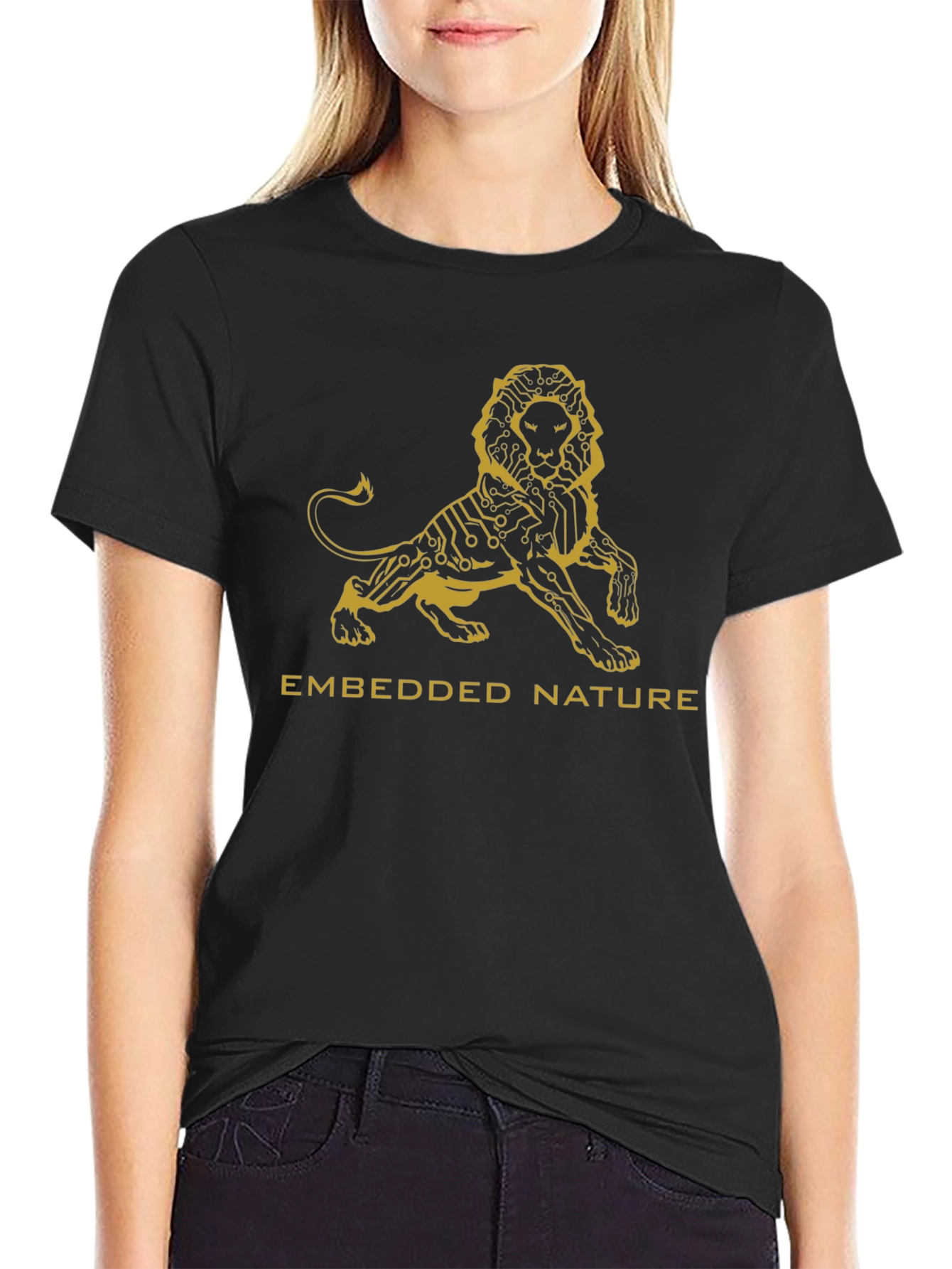 Embedded Nature Lion Graphic Tee - Stylish Black T-Shirt