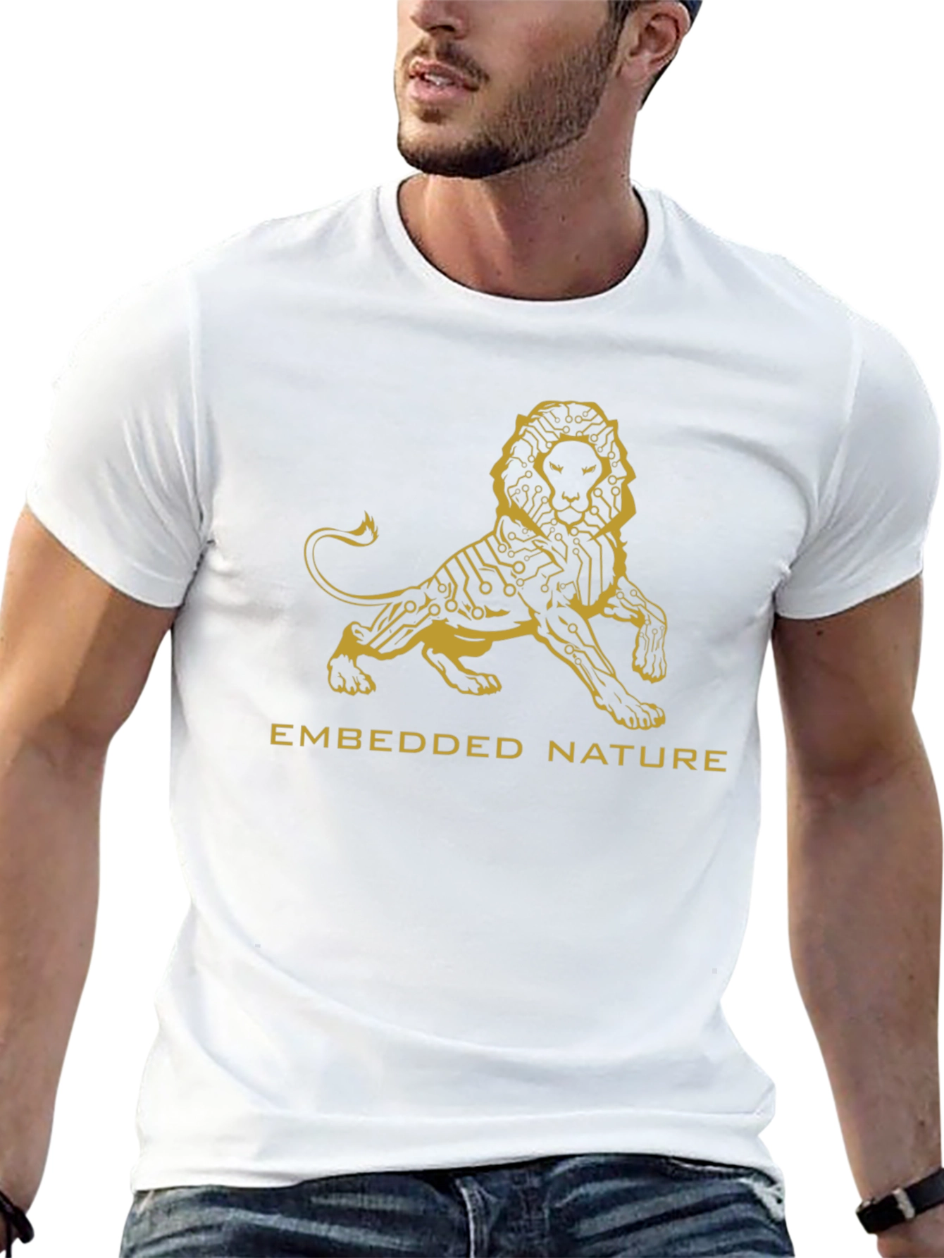 Embedded Nature Lion Graphic Tee - Stylish Black T-Shirt